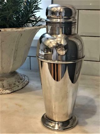 Large Art Deco Silver Plated Oneida Cocktail Shaker C 1920,  2.  5 Pint 2