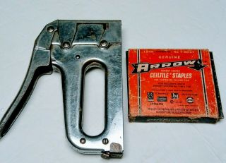 Vintage Arrow Fastener Model T - 50 Tacker Stapler Gun And Box Of Staples Made Usa