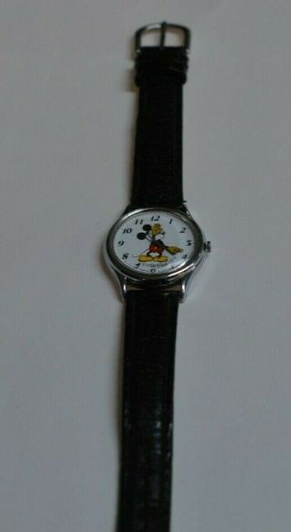 Vintage Walt Disney " S Co " Mickey Mouse " Lorus Quartz V515 - 6000 Wrist Watch