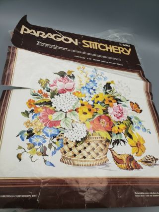 Paragon Stitchery Fragrance Of Summer Crewel Stitchery Kit 0602 Vtg 26 " X 30 "