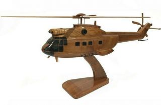 Aérospatiale Sa 330 Puma Raf Medium Military Helicopter Wooden Desktop Model.