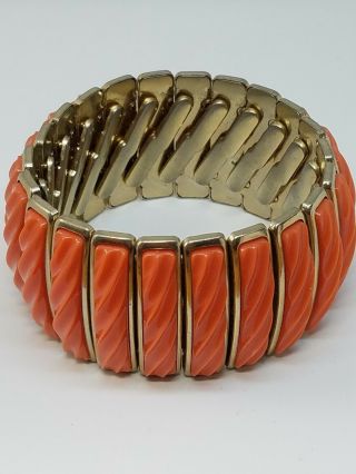 Vintage Crown Trifari Gold Tone Lucite Plastic Expandable Wide Bracelet