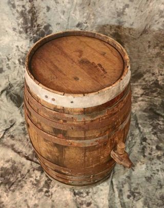 Antique Primitve Wooden Barrel with Spigot & 8 Metal Bands L.  Gould & Co.  CHICAGO 2