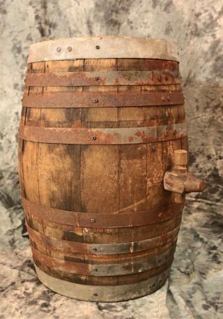 Antique Primitve Wooden Barrel with Spigot & 8 Metal Bands L.  Gould & Co.  CHICAGO 3