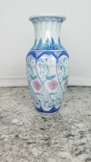 Vtg Vase Made In China Blue Green Pink Floral Oriental Asian Style White Ceramic