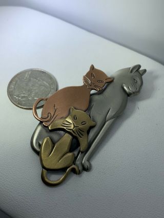 Vintage Signed K&T 3 Cats Brass Pewter Copper Tone Cat Brooch Pin 3