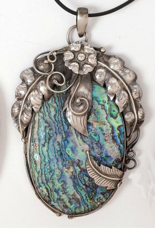 1970s Native American Navajo Indian Hand Made Silver & Abalone Pendant Large