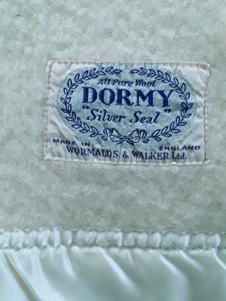 Vintage Wormalds & Walker All Pure Wool Dormy Silver Seal Blanket w/ Satin Trim 2