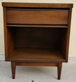 Mid Century Modern Nightstand - Bed Side Table - End Table La Period Style