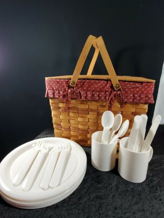 Vintage Picnic Basket Woven Weaved Fabric Lined Wood Handles Retro W/ Plates
