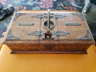 Antique Quartersawn Oak Cigarette/cigar Box With Accessories