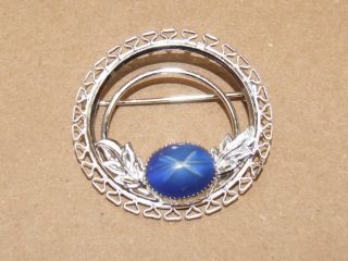 Vtg 60s Silvertone Filigree Leaf Blue Glass Star Sapphire Circle Pin Brooch 1.  5 "