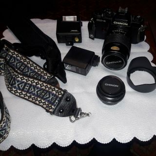 Vintage Chinon Cm - 4 Camera Extra Lens Straps Flashes
