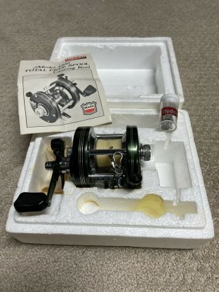 Nos Vintage Heddon Mark Iv 4 Model 3200 Bait Casting Fishing Reel Japan