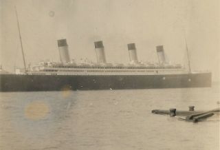 Orig.  1933 Rms Olympic Photo,  Titanic Sister Ship,  White Star Line,  Southampton?