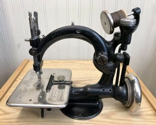 Antique Wilson And Gibbs Hand Crank Sewing Machine Serial No A385492