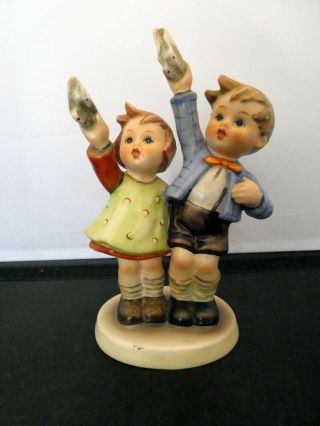 Vtg 1960 - 1972 Hummel Figurine Boy And Girl Waving Good Bye 153 0 West Germany