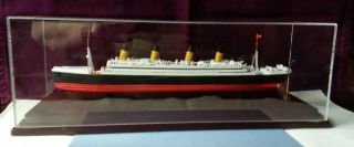 White Star Line Olympic Sister Titanic Ocean Liner Full Hull Detailed Model Case