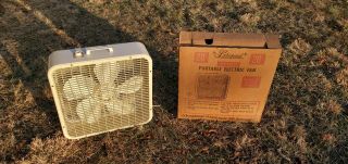 Vintage Lakewood P - 223 Box Fan W/ Box