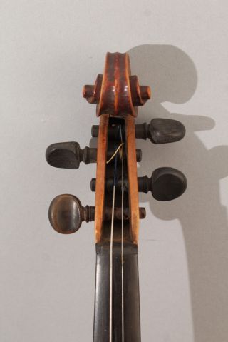 Quality Antique 19thC German 4/4 Figured Maple Violin & Otto R.  Pfretchner Bow 3