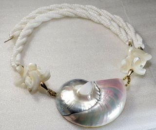 Vintage Large Conch Shell Mop Puka Shell Chunky Statement Necklace