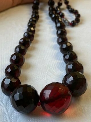 Antique Art Deco Faceted Cherry Amber Bakelite Round Bead Necklace 50g