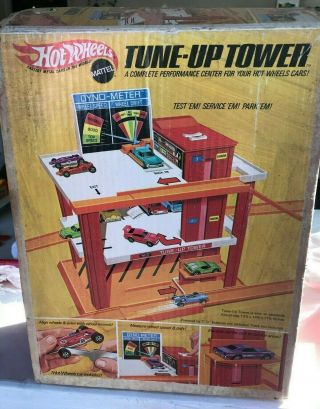 Vintage 1969 Mattel Hot Wheels Tune Up Tower