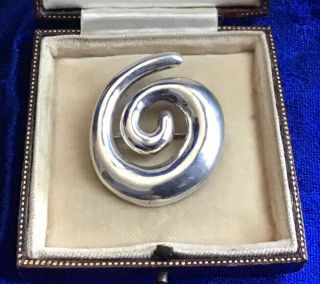 Quality Vintage Solid Silver Modernist Design Swirl Brooch