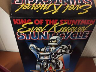 King Of The Stuntmen Evel Knievel Stunt Cycle Playing Mantis