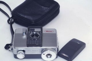 Vintage Ricoh Auto Half Camera w Case 2
