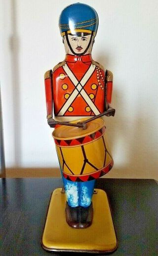 No.  27 Drum Major Made By Wolverine Supply & Mfg.  Tin Wind Up Toy Vintage 1930 