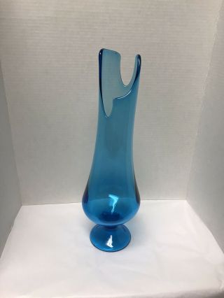 Vintage Swung Glass Vase 17.  5 Inches Tall (blue)