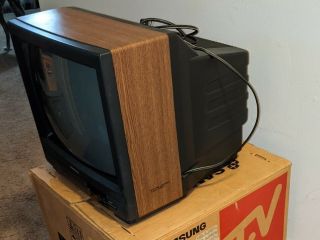 Vintage 13” Samsung CRT TV Retro Gaming Woodgrain SEGA NES CIB Remote TN3846TW 3