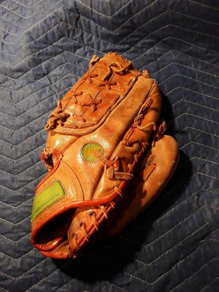 Vintage Ted Williams Leather Baseball Glove 16172 Sears Roebuck.  Pocket Pro.