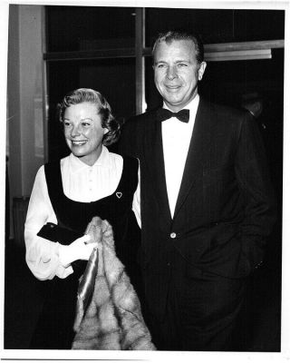 June Allyson Dick Powell Rare Vintage Candid 8x10 Photo Hollywood 50 