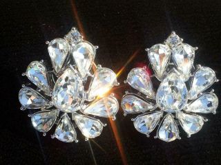 Vtg Fabulous Signed Trifari Tm - Pierced Earrings W Huge Sparkle Crystal R/s