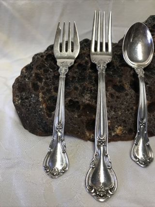 Chantilly by Gorham Sterling Silver individual 4 piece PLACE SIZE place Setting 3