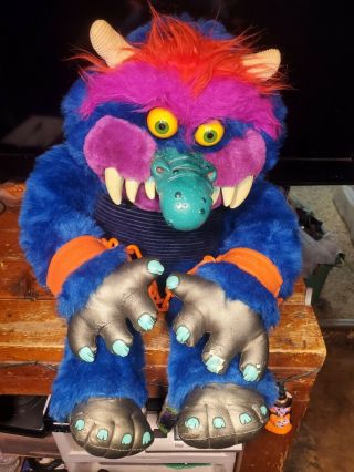 Vintage 1986 My Pet Monster Large 24 " Stuffed Animal Plush Toy Has Handcuffs