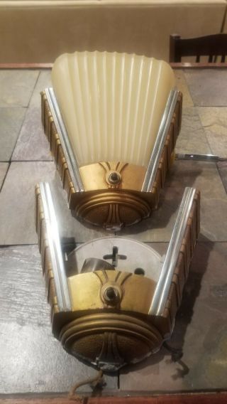 M.  E.  P Inc.  Art Deco Electric Wall Sconces (2) Only (1) Shade