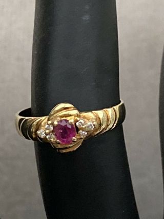 Antique 18ct Yellow Gold With 0.  20ct Ruby And 0.  05ct Diamond With Receipt