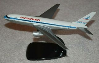 Vintage 1/200 Air Jet Piedmont Airlines Boeing 767 - 200er Desktop Airplane Model