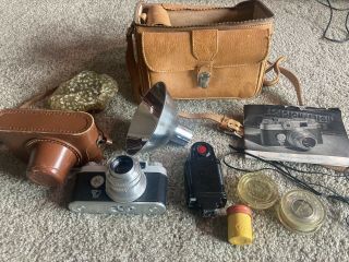 Vintage Argus C - Four C4 35mm Camera With Leather Carrying Case And Flash Set