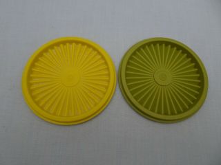 2 Vtg Tupperware Round Servalier 5 " Yellow Avocado Green Replacement Lid 812