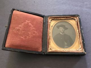 Antique Young Civil War Soldier With Masonic Badge In Case Tintype Photo