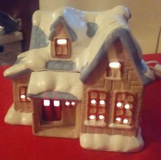 Vintage House Of Lloyd Blue Roof Ceramic Christmas House Lights Up