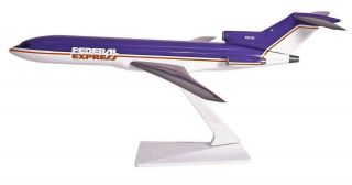 Flight Miniatures Federal Express Boeing 727 - 200 Desk Top 1/200 Model Airplane