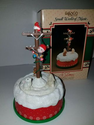 Vtg Small World Of Music North Pole Lineman Christmas Lights Enesco 1988