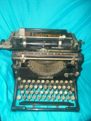 Vintage Antique Underwood Typewriter No.  5 Standard Typeface 1919 Old Collectable