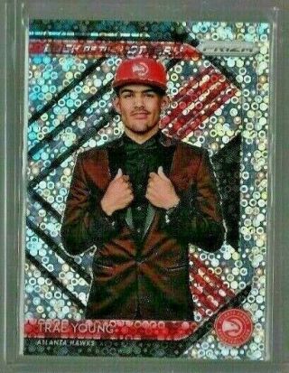 2018 - 19 Panini Prizm Luck Of The Lottery Disco Prizm Trae Young Rc Atlanta Hawks