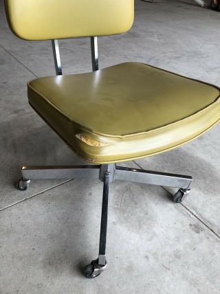 Vintage Mid Century Modern United Chair Co.  Office Chair,  1960 ' s,  Yellow 2